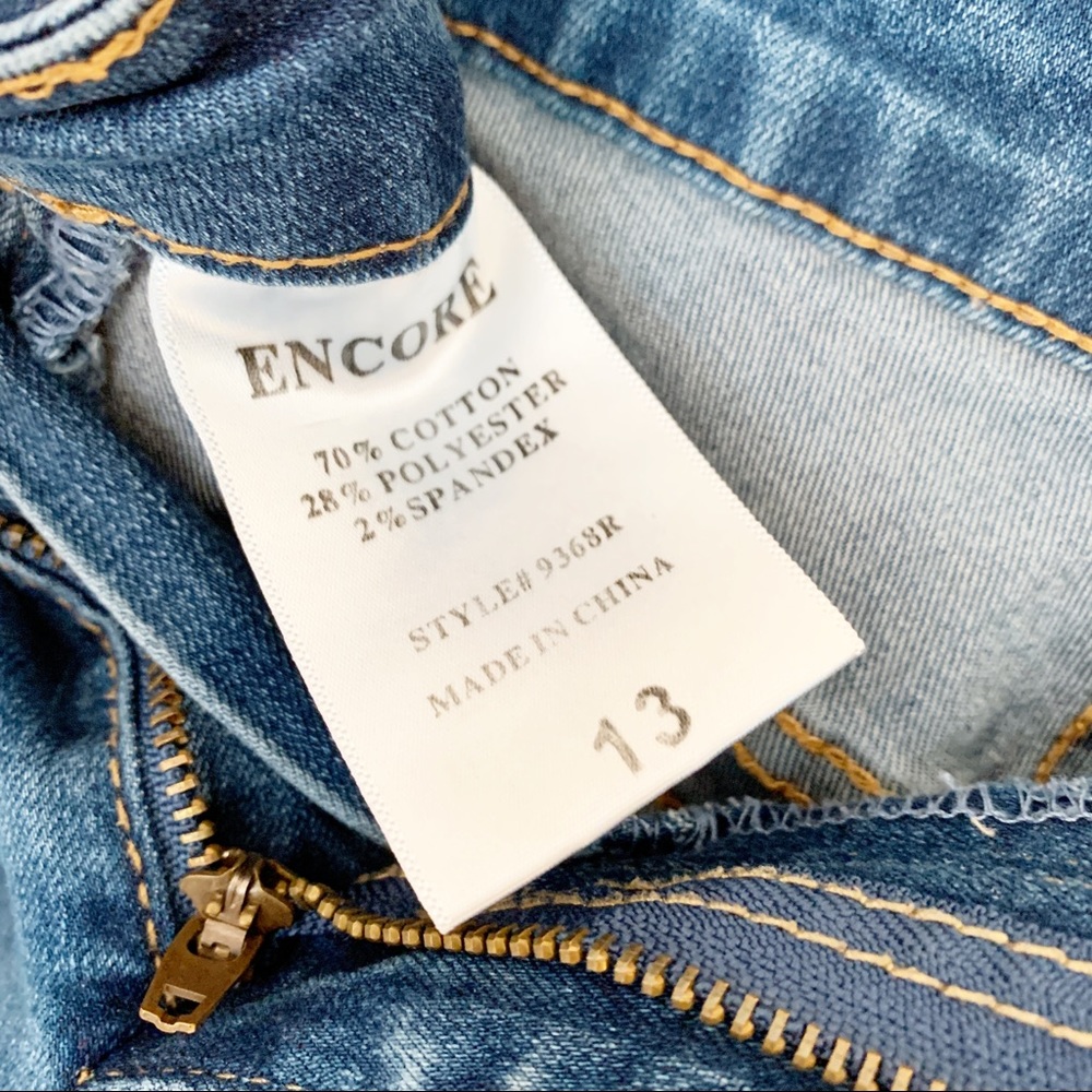 Encore Distressed Girls Jeans - sz 13 Girls - Picture 3 of 5